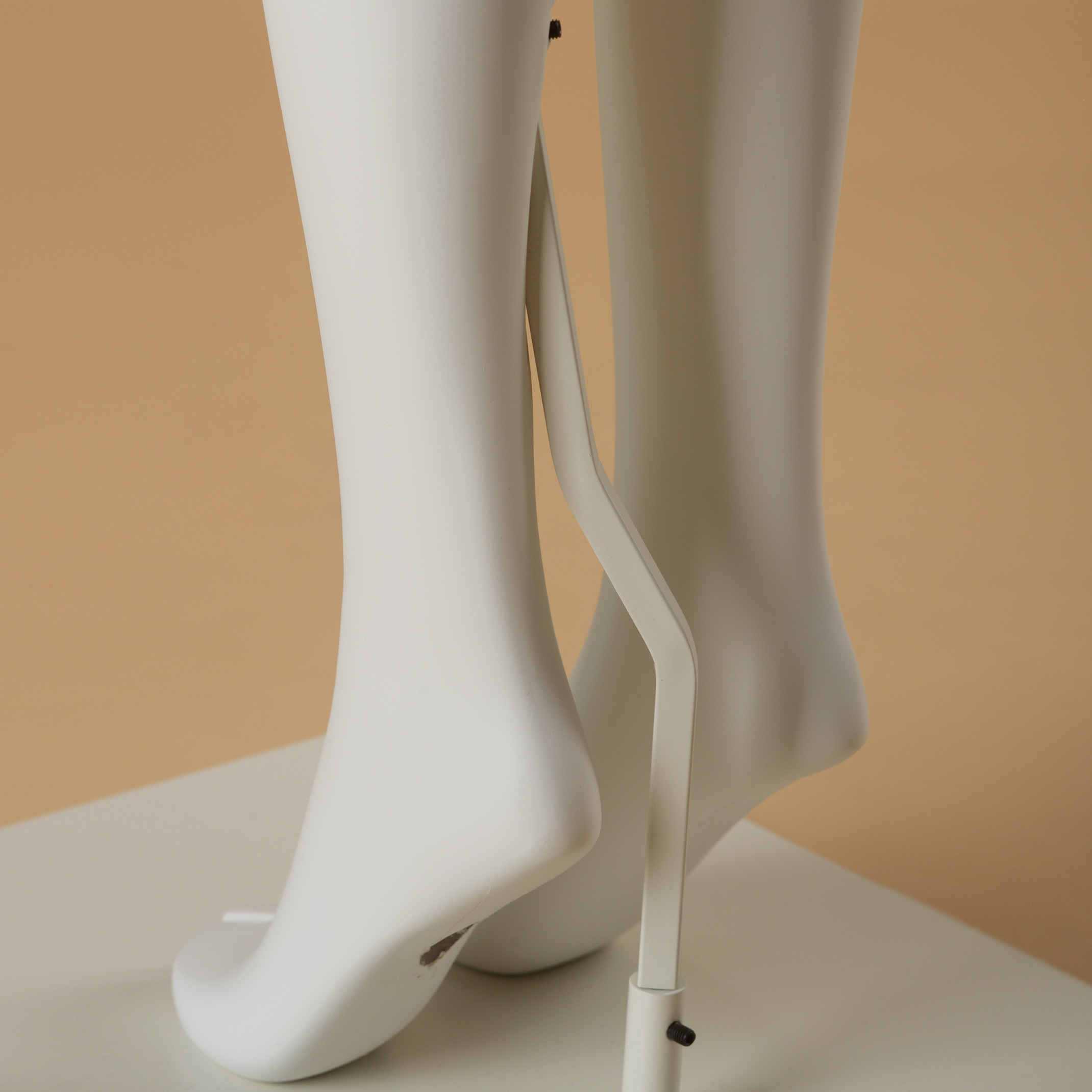 disadvantages of calf fixations